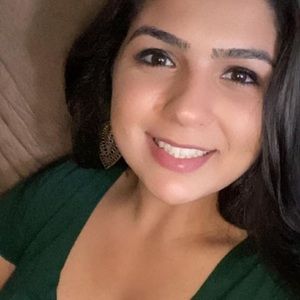 Meet your Posher, Anahi